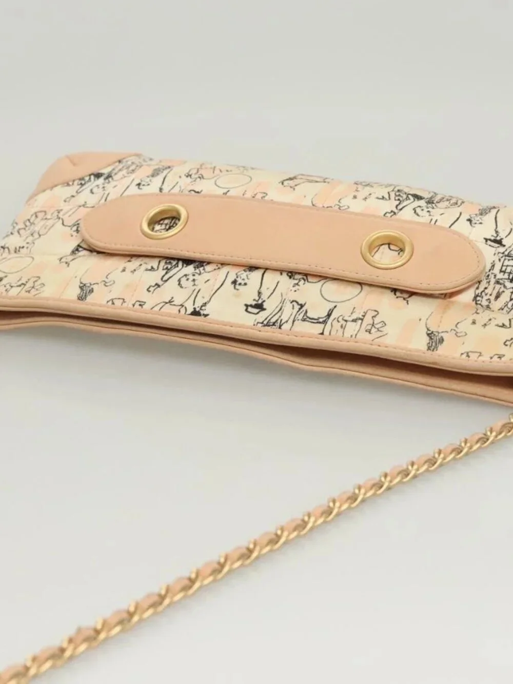 CHANEL Accessory Pouch Silk Beige Gold CC Auth 125970